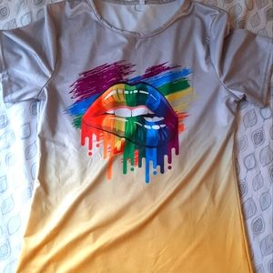 Rainbow lips graphic tee